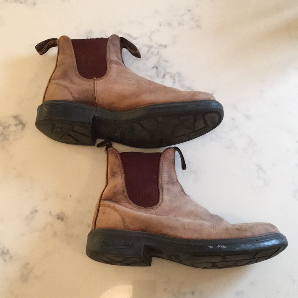 Blundstone Women’s Suede Boots